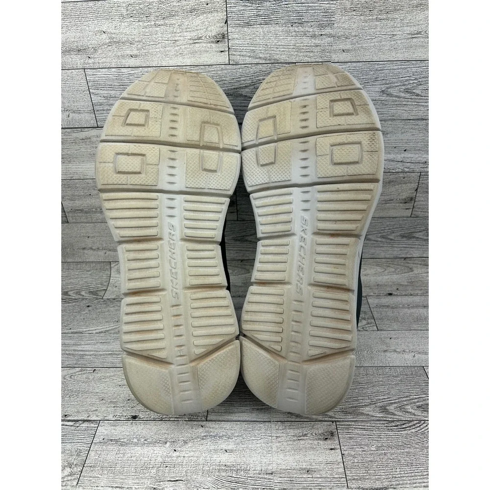Skechers Mens Slip On Shoes Extra Wide Fit Memory Foam Gray Sz‎ 8.5